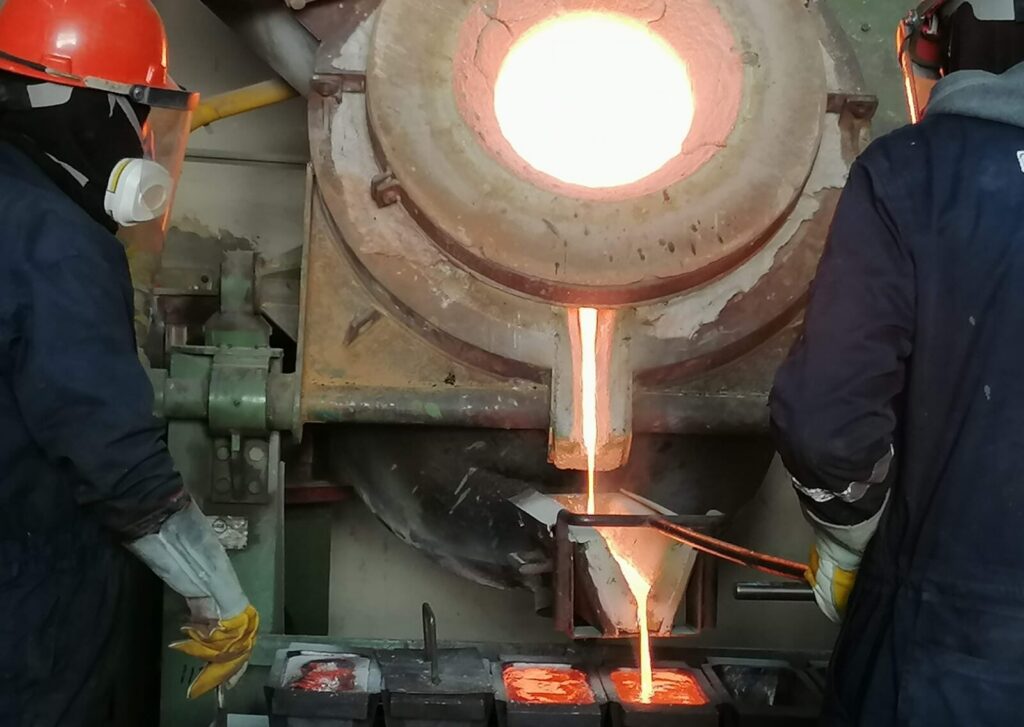 COMIBOL celebra 74 años de producción y presenta nuevos proyectos
