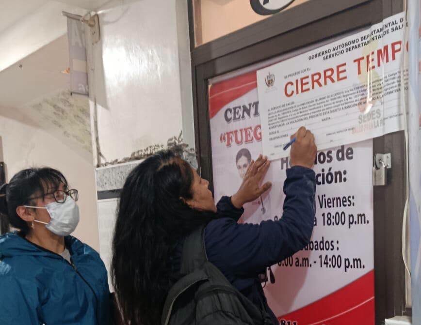 Cierre de 27 centros de salud en El Alto por irregularidades administrativas