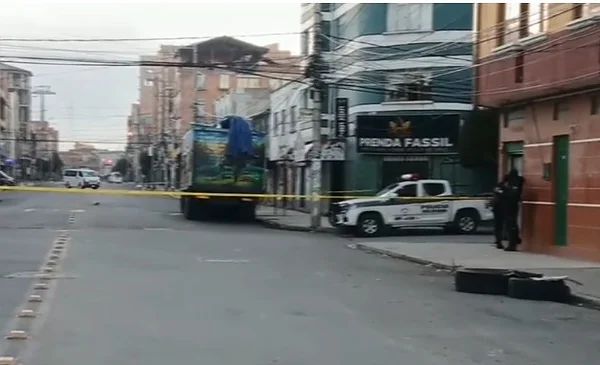 Tres fiscales son detenidos en El Alto por narcotráfico