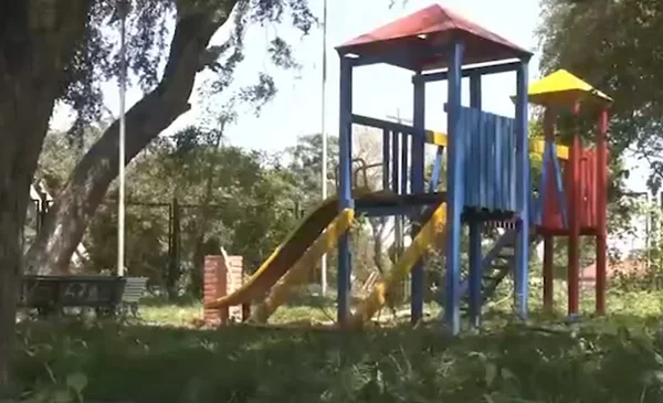 Inseguridad y abandono en el Parque Achachairú de Dorado Norte