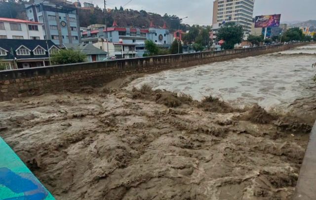 Alcalde de La Paz alerta sobre riesgos de inundaciones tras intensa lluvia