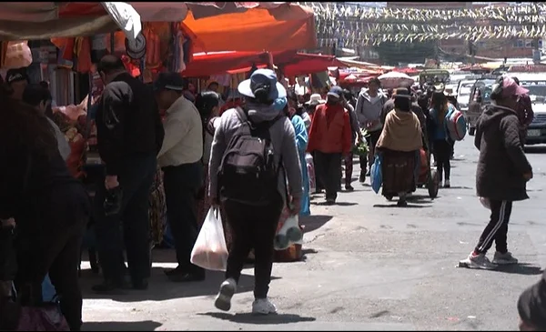 Gremiales alertan sobre creciente inseguridad en mercados paceños