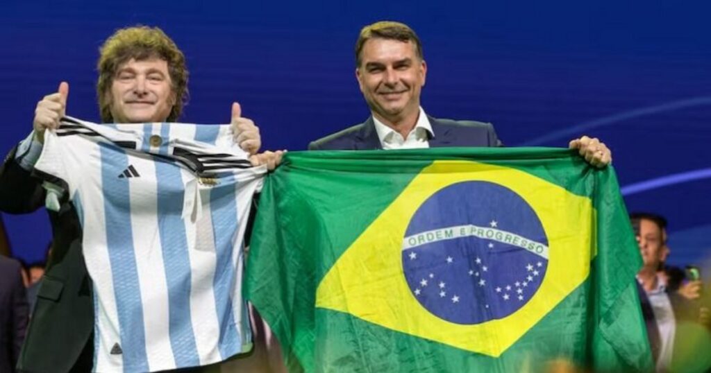 Milei celebra la ventaja de Flávio Bolsonaro en la elección brasileña