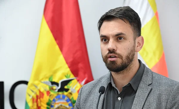 Allanamiento en la vivienda de Eduardo Del Castillo en La Paz