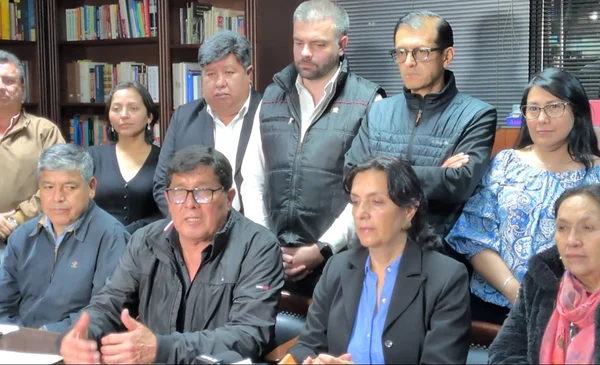 José Sánchez lidera la bancada de Libre en el Senado
