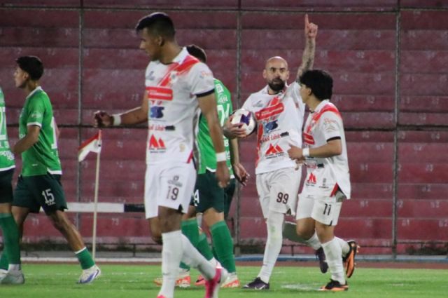 Nacional Potosí logra un empate en el último suspiro