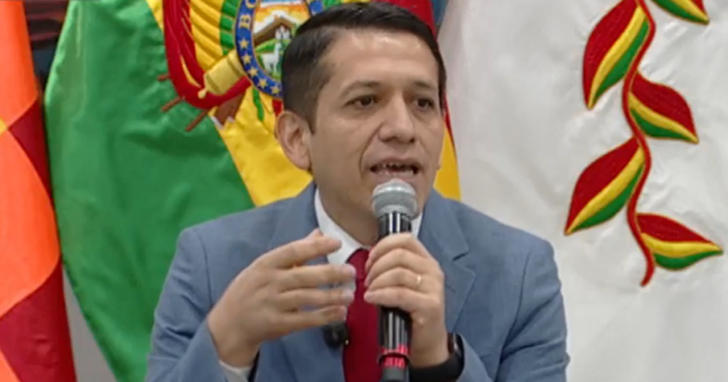 Exautoridades de YPFB denunciadas por gastos irregulares en la "Casa Ejecutiva"