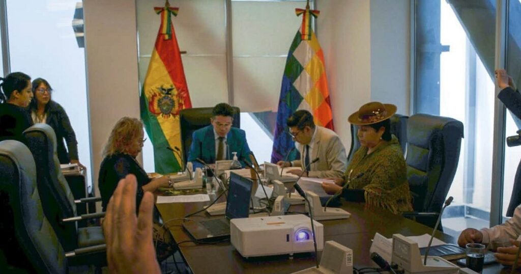 Aprobación de la ley antibloqueos en Bolivia
