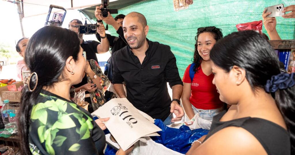 CBN conmemora 140 años de historia junto a su equipo de ventas