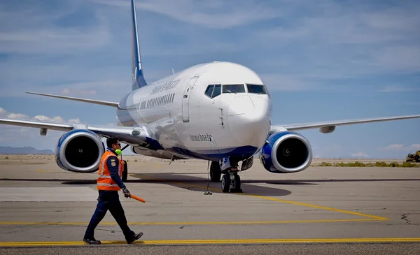 Nueva ley garantiza pasajes aéreos solidarios para pacientes con cáncer